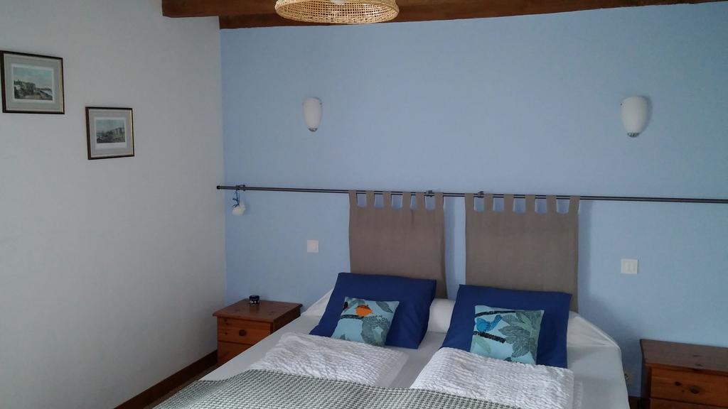 Bed and Breakfast Maison De La Croix Galliot Cherrueix Exterior foto